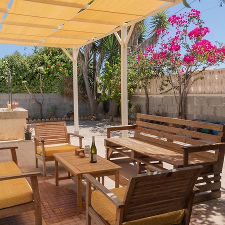 Amaris Mango Seafront Villa Granelli Bagian luar foto