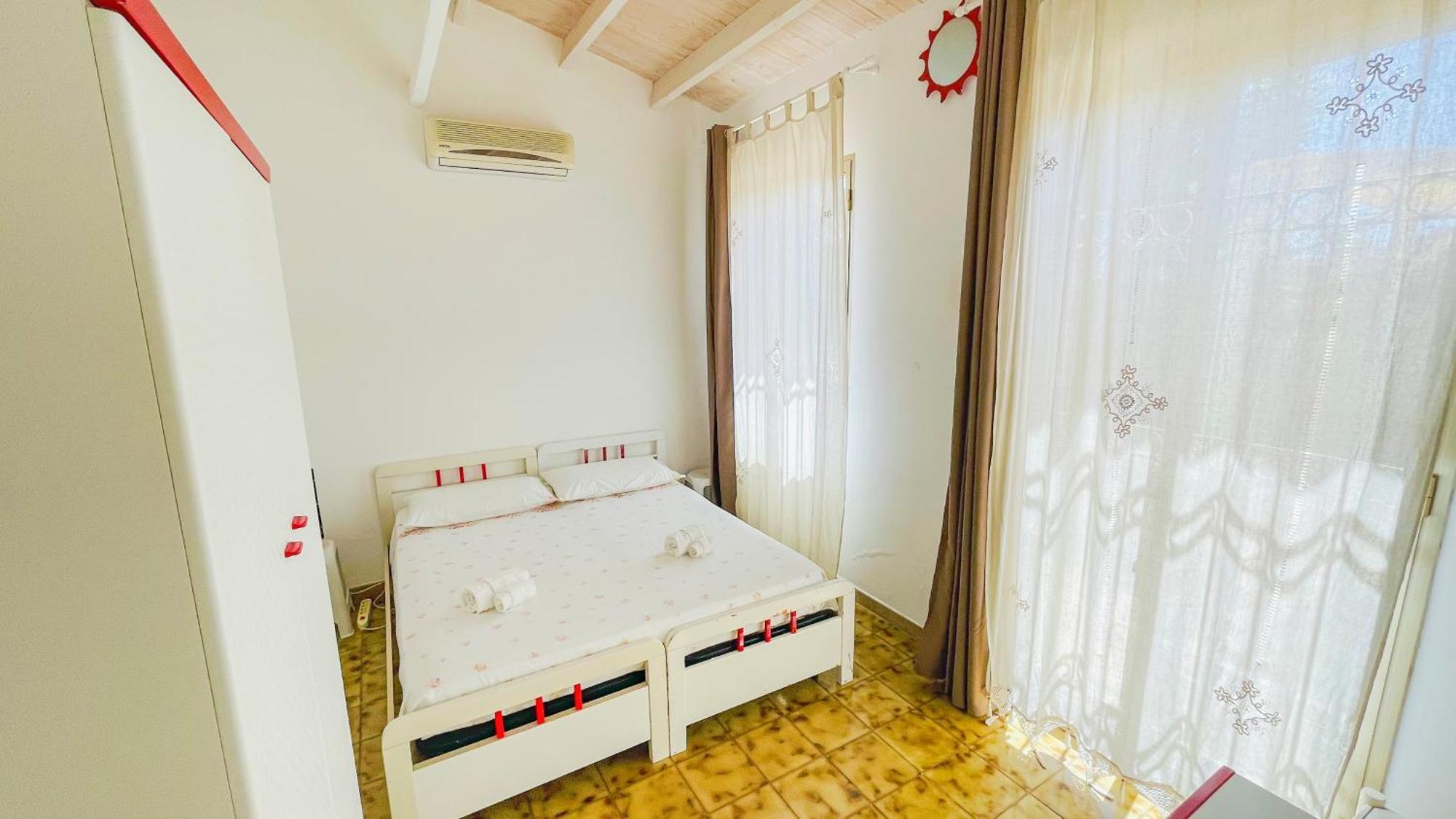 Amaris Mango Seafront Villa Granelli Bagian luar foto